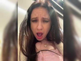 EvaRoughe webcam bongacams model stream image