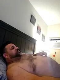 Roddog18 webcam model stream image