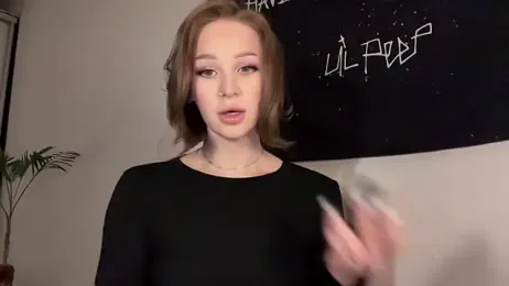 ur_molly webcam stripchat model stream image