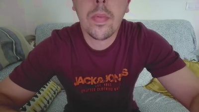 _play_ webcam cam4 model stream image