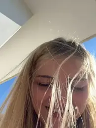 NickyGold_Official webcam model stream image