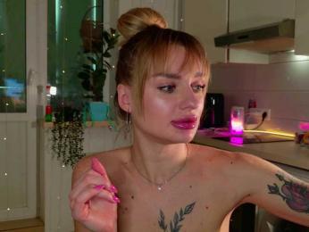 Tatachka1 webcam model stream image