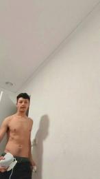 Tupapalarga webcam model stream image