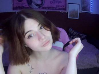 KrissCherri webcam bongacams model stream image