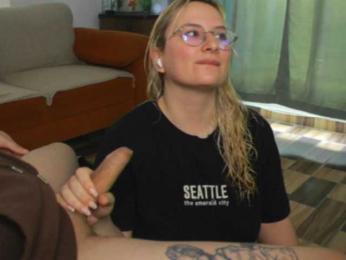 CherryAndAndy webcam model stream image