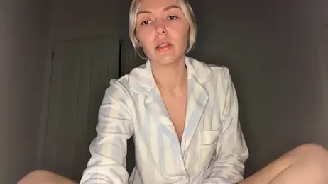 lolableux webcam model stream image