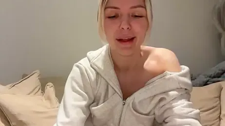 lolableux webcam model stream image