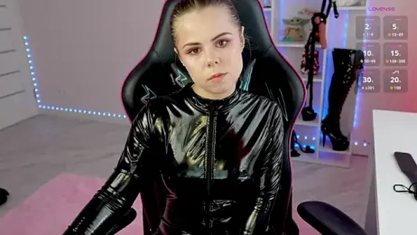 QueenAliceX webcam model stream image