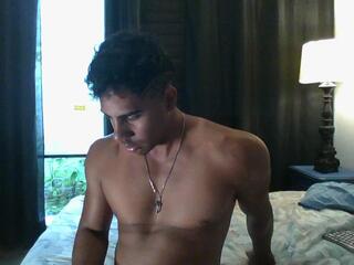 King Raul webcam model stream image