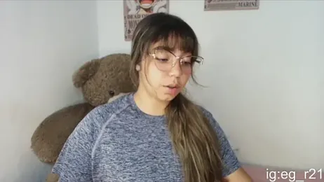 emma_grays2 webcam model stream image