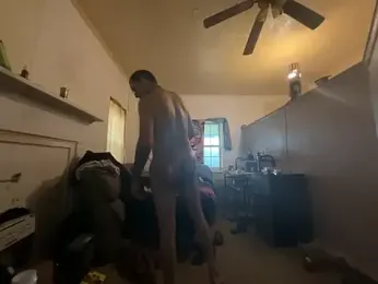 ThrowedWorldWide webcam model stream image