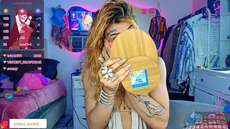 caroline_cossei webcam model stream image