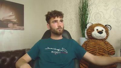 KyloEast webcam model stream image