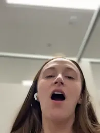 lunagirl13 webcam stripchat model stream image