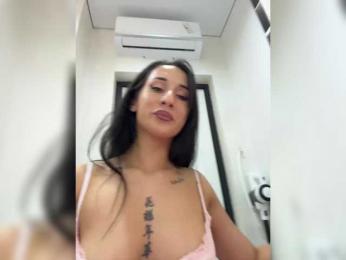 Adel9 webcam bongacams model stream image