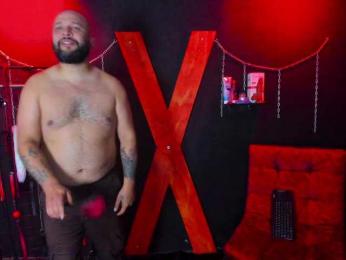 dark-couple webcam model stream image