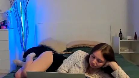 Santythousand webcam model stream image