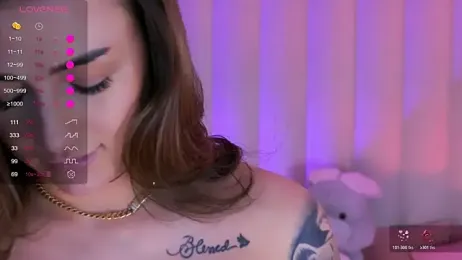 AishaSins webcam model stream image