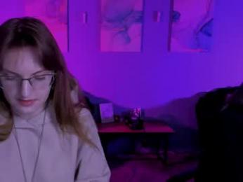 mona_cloud webcam model stream image