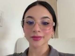 kiraalopez webcam camsoda model stream image