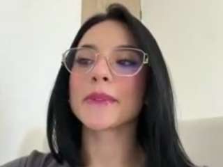 kiraalopez webcam model stream image