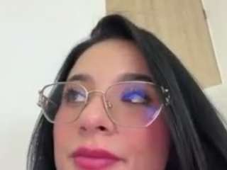 kiraalopez webcam model stream image