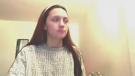 holy_juli webcam model stream image