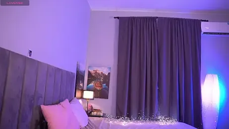 Tella_dream webcam stripchat model stream image