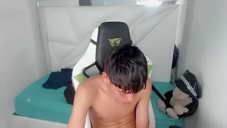 Liarr_ webcam model stream image