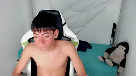 Liarr_ webcam model stream image