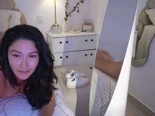 azaleiia webcam camsoda model stream image