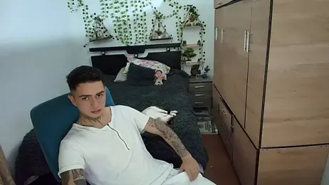 santii_ss webcam model stream image