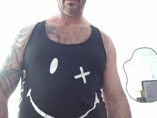 Killian & Crew webcam model stream image