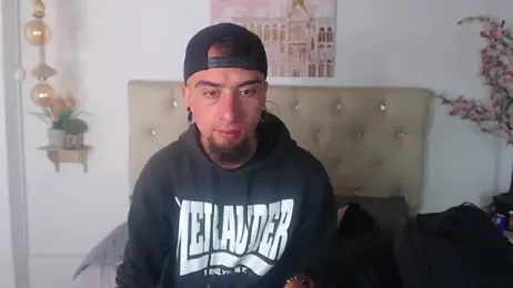 Rommen_N_Zoe webcam model stream image