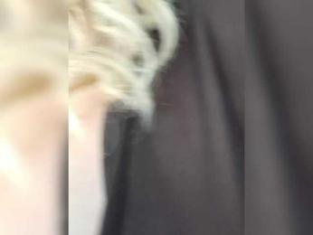 mery8poppins webcam model stream image