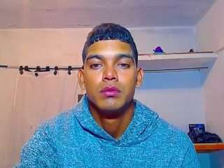 themykeone webcam camsoda model stream image