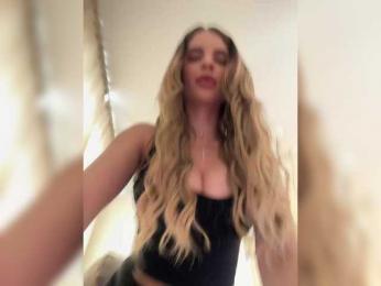 LedyMiya webcam bongacams model stream image