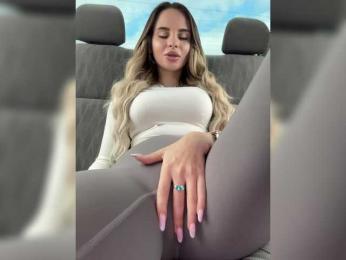 LedyMiya webcam bongacams model stream image