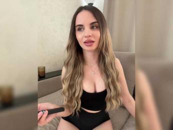 LedyMiya webcam bongacams model stream image