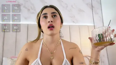 Annyy_Rosse webcam model stream image