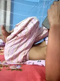 124pakhi webcam stripchat model stream image