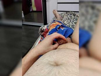 Karinasky webcam model stream image