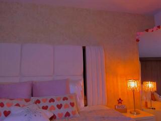 Tifanny Dream webcam model stream image