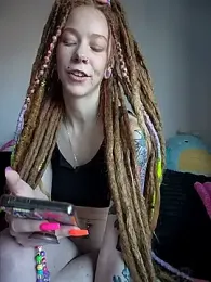 LucidLucy webcam model stream image