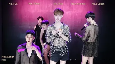 Queen-Vibe webcam stripchat model stream image