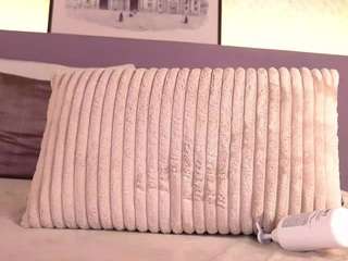 ellediane webcam model stream image