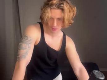 namiraaxel webcam model stream image