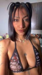 AnyLeon webcam cam4 model stream image