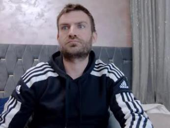 10in_deluxe webcam chaturbate model stream image