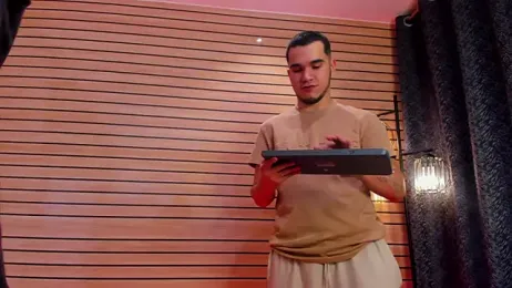 TheBatMansion webcam model stream image